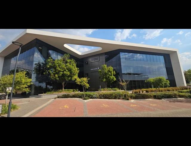 BUSINESS PROPERTY TO RENT IN WATERFALL